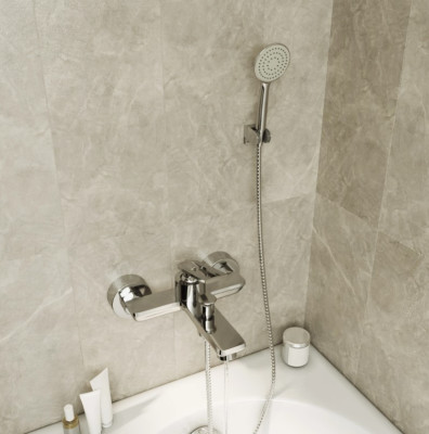 Смеситель для ванны  30k MIXLINE ML28-01 "Energy"
