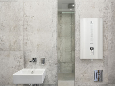 Водонагреватель 30л. Electrolux EWH Centurio IQ 2.0
