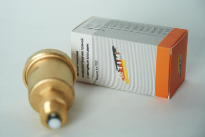 Воздухоотводчик 15 (1/2")прямой с автозапором, латунный TIM